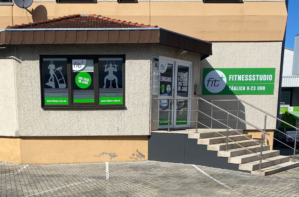 fitplus_Fitnessstudio Illingen aussen
